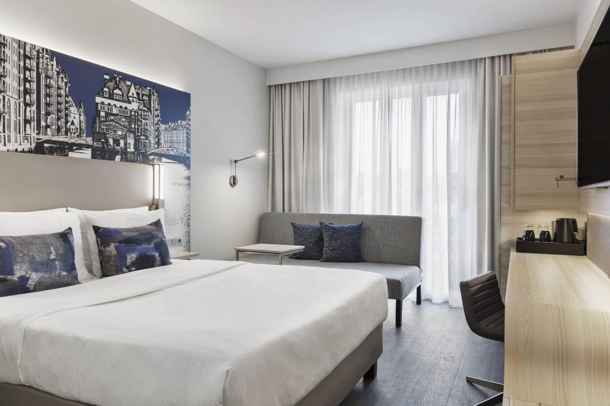 Courtyard By Marriott Hamburg City Экстерьер фото